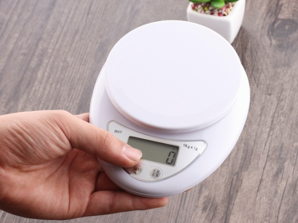 Digital Kitchen Scale - 5 KG / 11 lb